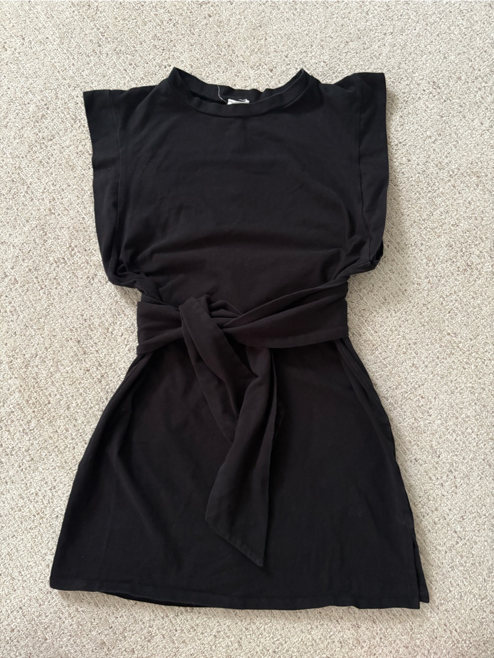 Le Lis Black Tie-Waist Tunic Top